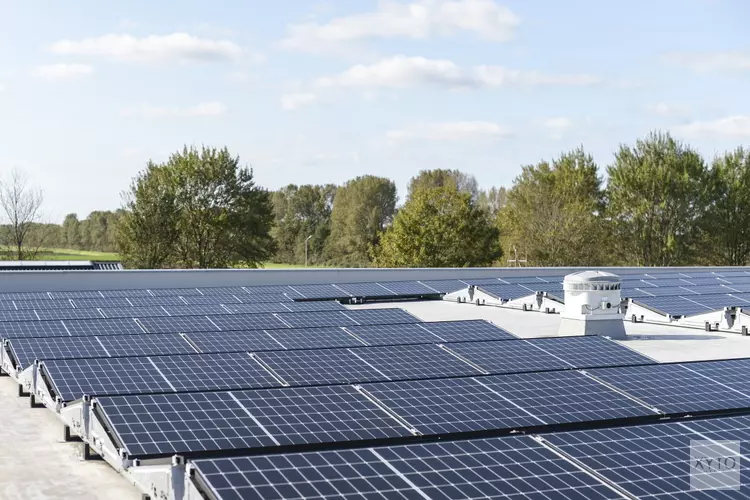 Veldboer breidt uit met zonne-energie