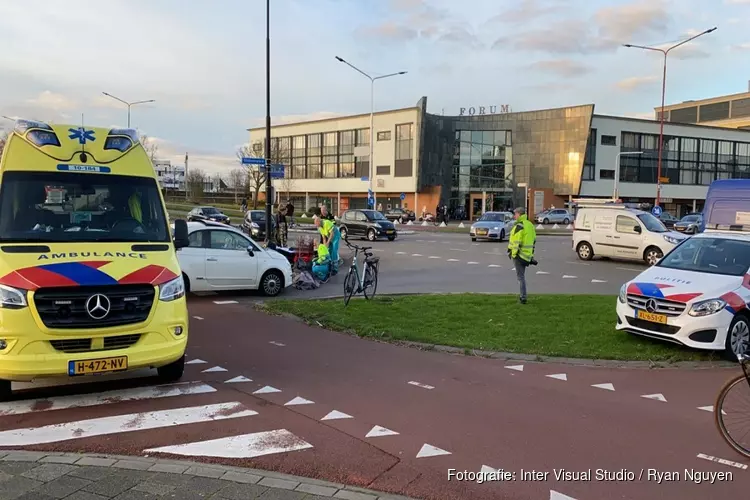 Fietser aangereden op de &#39;bekende&#39; kruising bij het Station