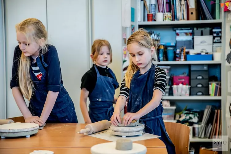 Ontdek de wonderlijke wereld van kunst en techniek bij Cool!