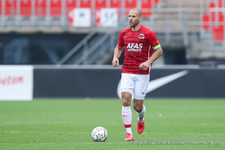 Ron Vlaar zet per direct punt achter loopbaan