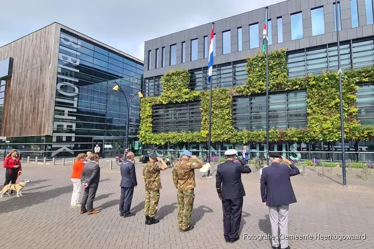 Veteranenvlag in top bij Gemeente Heerhugowaard