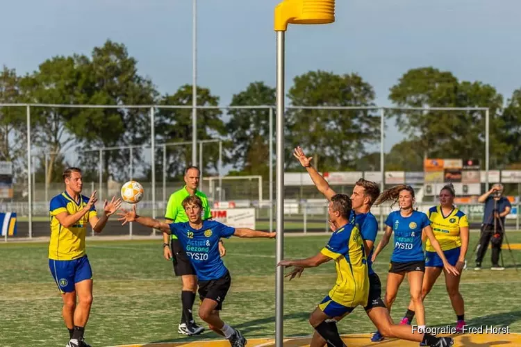 Een knokpartij voor korfballers Apollo 1