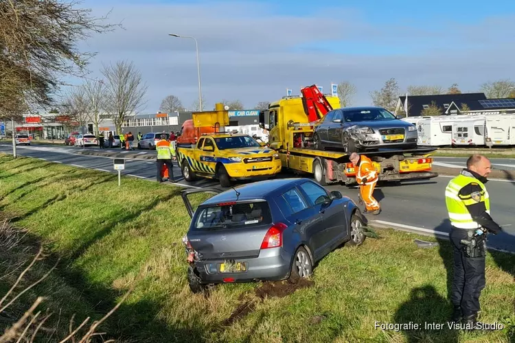 Kopstaart-botsingen in beide richtingen van N242