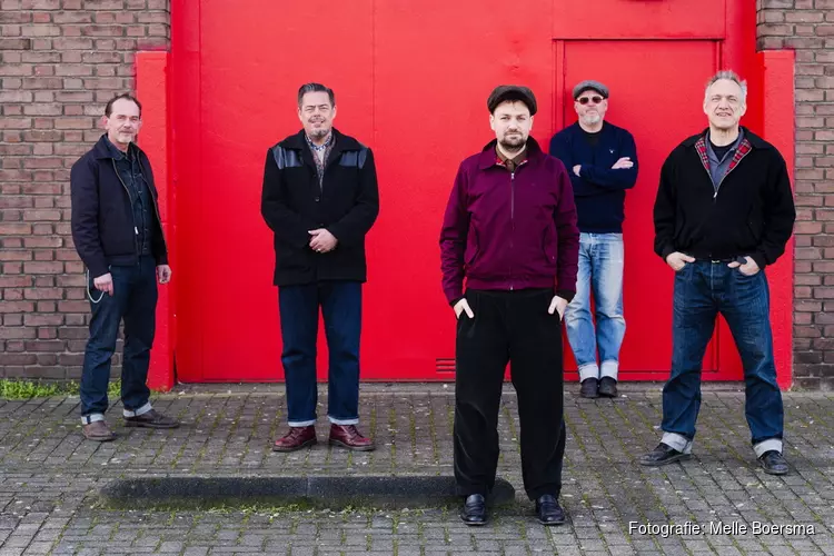 Tim Knol duikt in de rijke historie van bluegrass & countrymuziek