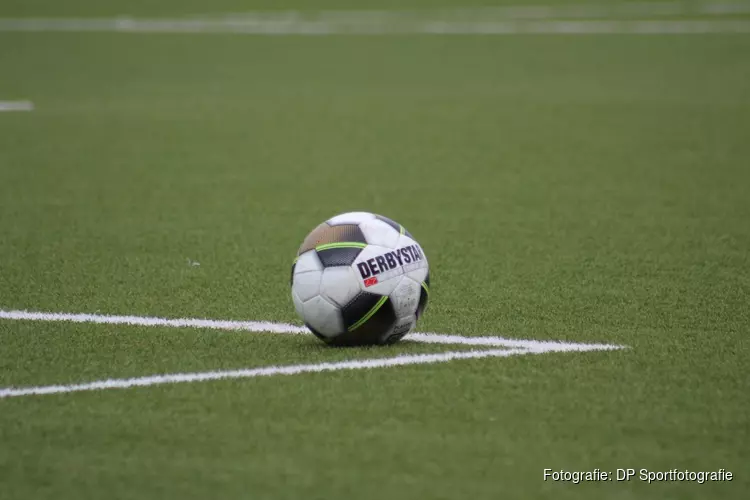 Reiger Boys naar gelijkspel in Haarlem. Zaterdagploeg SVW &#39;27 in dubbele cijfers