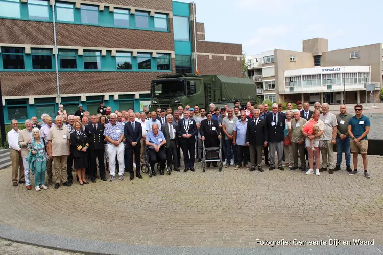 Succesvolle Veteranendag Dijk en Waard