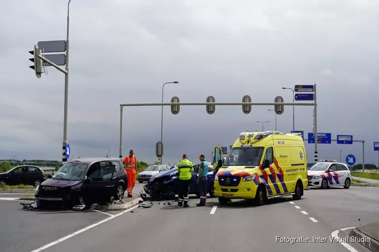 Twee gewonden bij ongeval op kruising Nollenweg/Westerweg