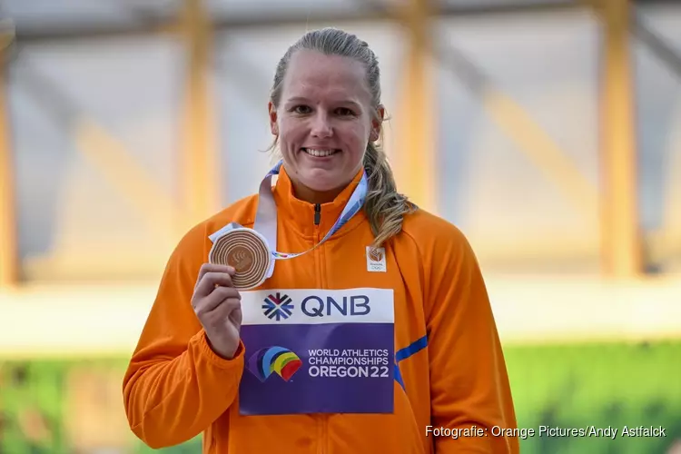 Bronzen WK-medaille en nieuw Nederlands record voor Jessica Schilder