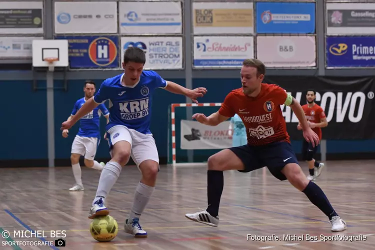 Zaalvoetbalderby nooit een echte wedstrijd. Hovocubo met zevenklapper te sterk voor FC Marlène