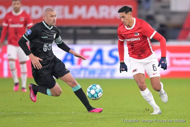 AZ voert druk op Feyenoord op na winst op Fortuna Sittard