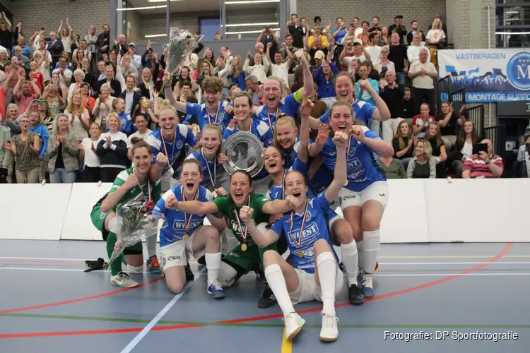 Eindelijk valt alles samen voor vrouwen FC Marlène: Na KNVB-beker ook landstitel