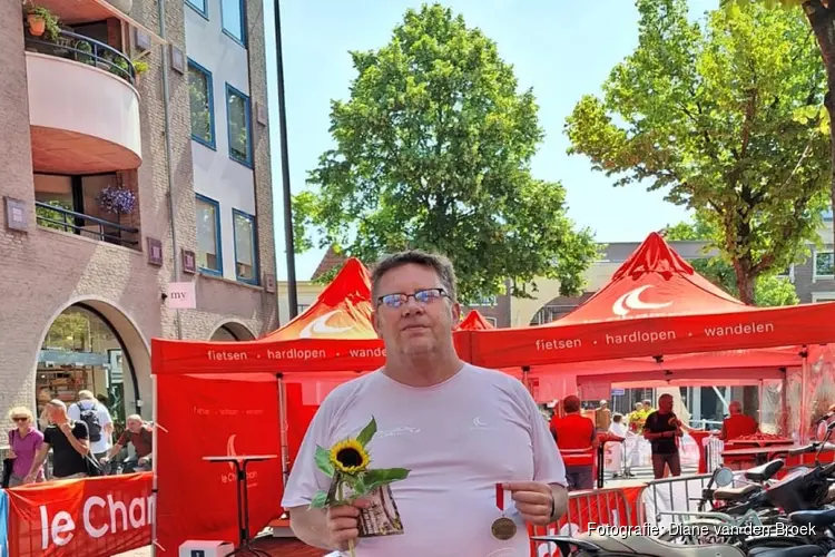 XYTO Media-redacteur valt op eigen kracht 40 kilo af en loopt in vijf weken Haarlem City Run, Oer-IJ expeditie en Alkmaarse wandel4daagse