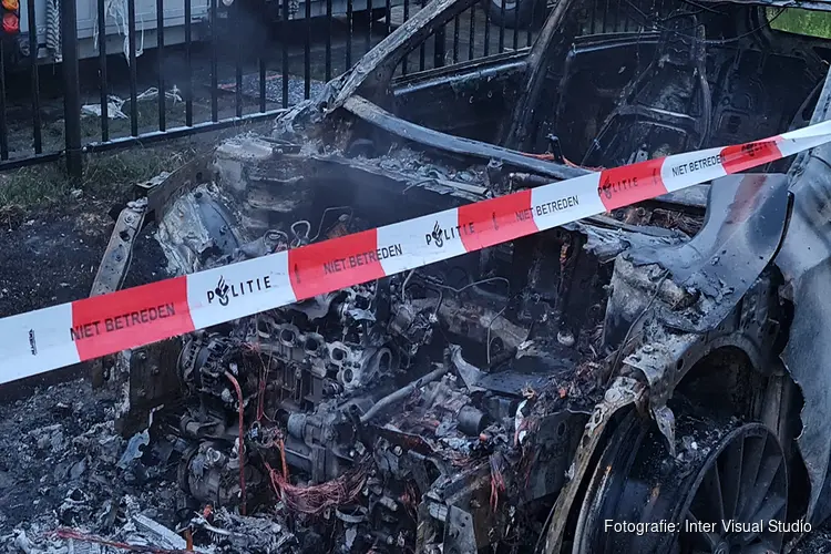 Auto uitgebrand in Heerhugowaard