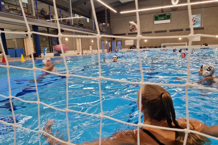 Wereldse Waterpolo toppers in Heerhugowaard