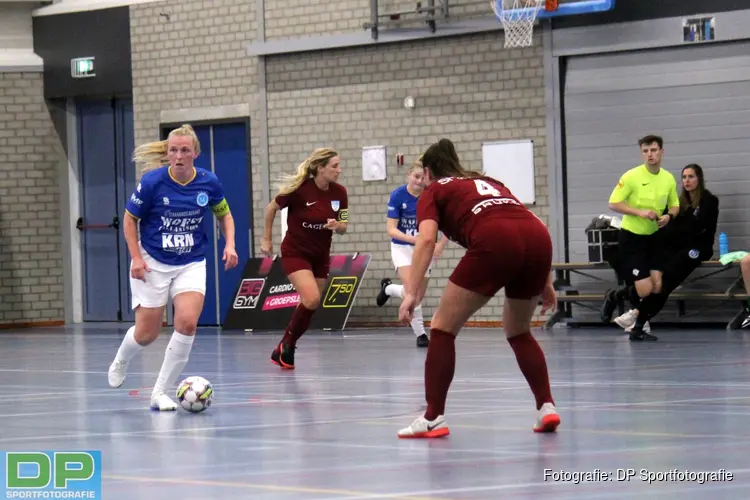 Vrouwen FC Marlène oppermachtig in topper