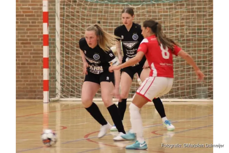 FC Marlène VR1 zet ongeslagen reeks voort met zevenklapper in Den Helder